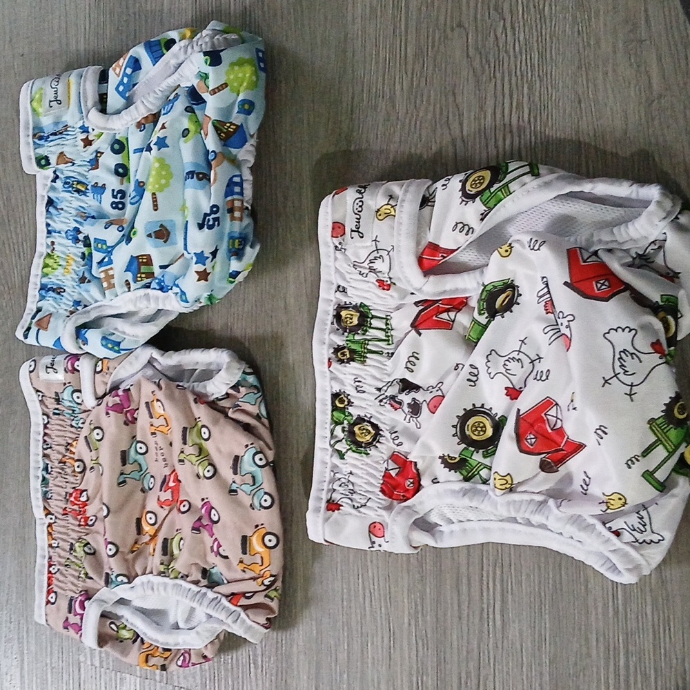 Jeworth Set of 3 Female Reusable Dog Diapers Sz M   Waist 12_15"    NWOT - Picture 2 of 5